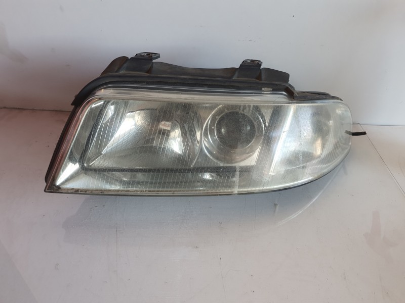 Recambio de faro izquierdo para audi a4 berlina (b5) 1.9 tdi referencia OEM IAM   