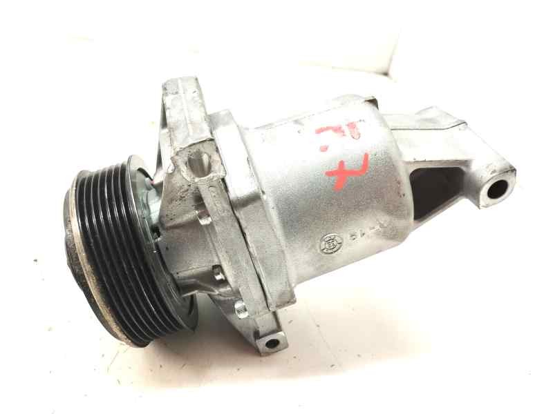 Recambio de compresor aire acondicionado para dacia sandero iii 1.0 tce referencia OEM IAM 926008469R  