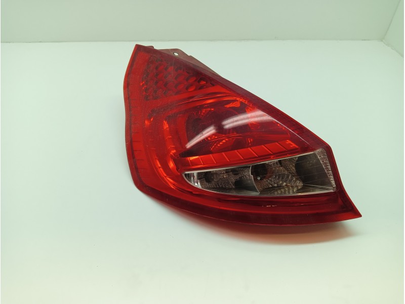 Recambio de piloto trasero izquierdo para ford fiesta (cb1) titanium referencia OEM IAM   