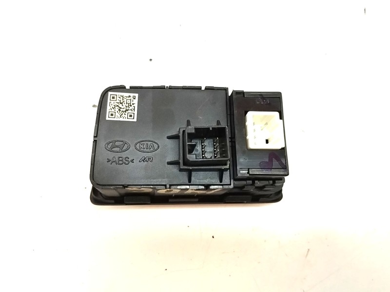 Recambio de mando multifuncion para hyundai i20 active 1.0 tgdi cat referencia OEM IAM 93300C8AA0  