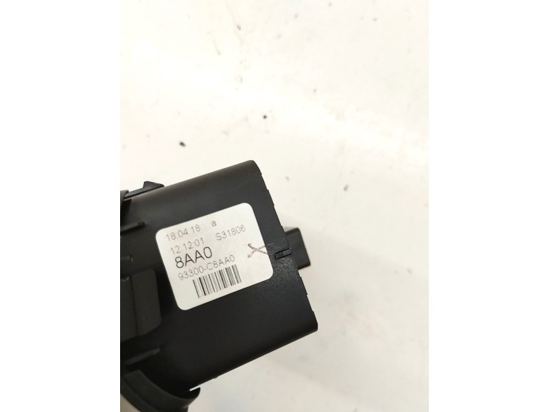 Recambio de mando multifuncion para hyundai i20 active 1.0 tgdi cat referencia OEM IAM 93300C8AA0  