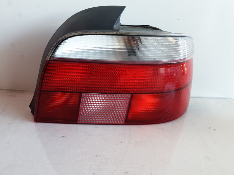Recambio de piloto trasero derecho para bmw serie 5 berlina (e39) referencia OEM IAM   