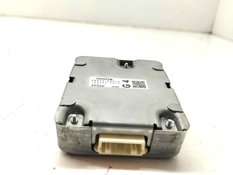 Recambio de modulo electronico para toyota yaris iv 1.5 hybrid 116 cv referencia OEM IAM 86572K0010  