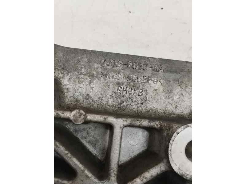 Recambio de soporte motor para land rover evoque 2.0 td4 cat referencia OEM IAM GJ326030AA  