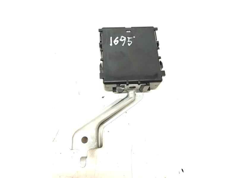 Recambio de modulo electronico para toyota yaris iv 1.5 hybrid 116 cv referencia OEM IAM 8594052100  