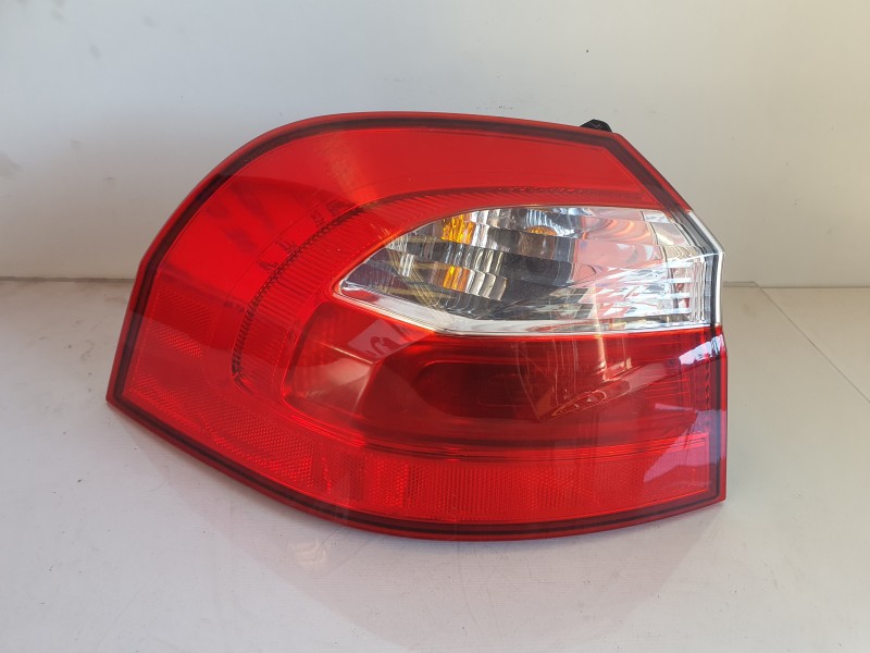 Recambio de piloto trasero izquierdo para kia rio basic referencia OEM IAM   