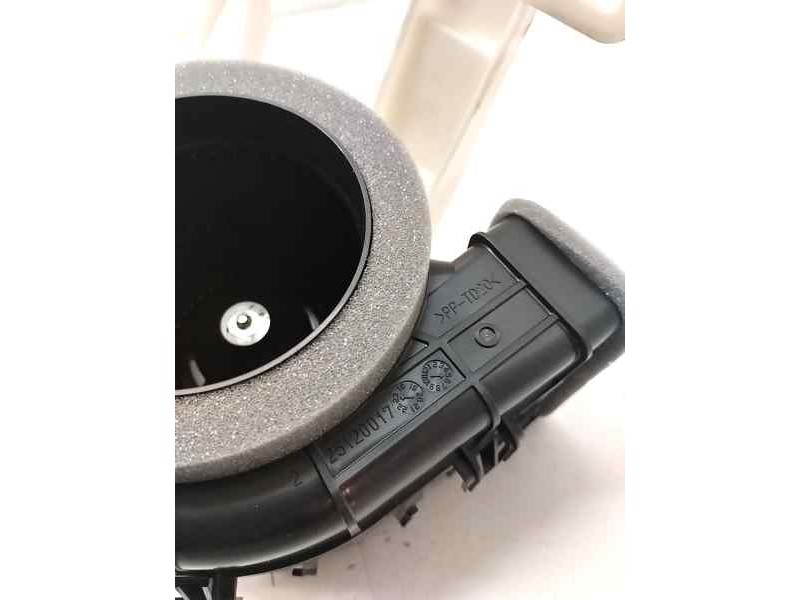 Recambio de motor calefaccion para toyota yaris iv 1.5 hybrid 116 cv referencia OEM IAM G9230K0021  