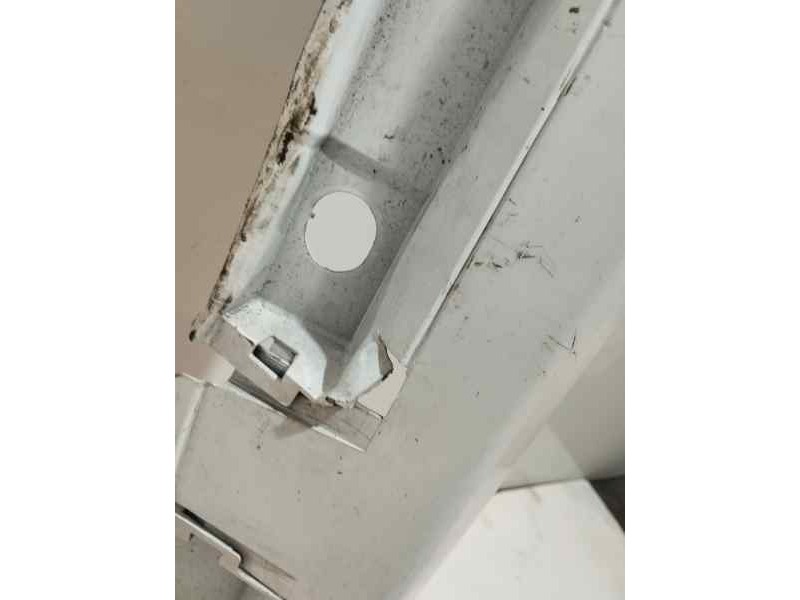 Recambio de estribo para toyota yaris iv 1.5 hybrid 116 cv referencia OEM IAM   