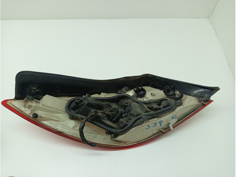 Recambio de piloto trasero derecho para opel insignia berlina 2.0 cdti cat referencia OEM IAM   