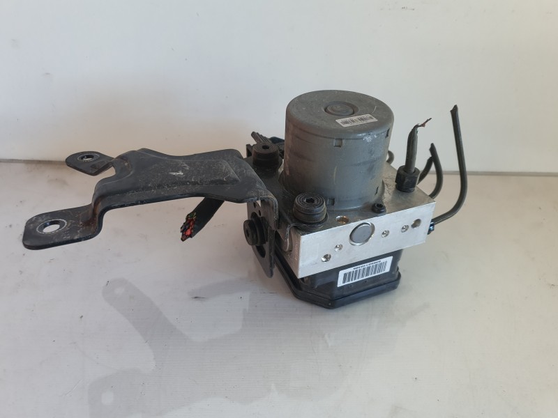 Recambio de abs para kia rio basic referencia OEM IAM G92GAJ1D1424831  