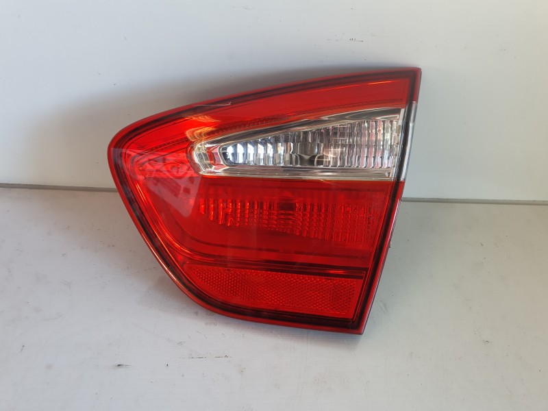 Recambio de piloto trasero derecho para kia rio basic referencia OEM IAM   