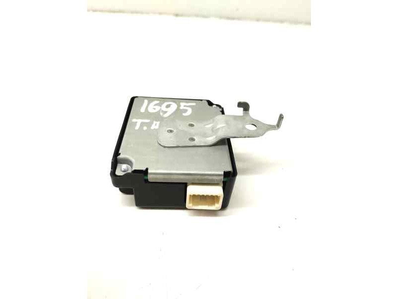 Recambio de modulo electronico para toyota yaris iv 1.5 hybrid 116 cv referencia OEM IAM 897B0K0012  