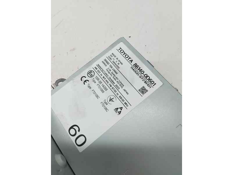 Recambio de pantalla multifuncion para toyota yaris iv 1.5 hybrid 116 cv referencia OEM IAM 861400D601  
							