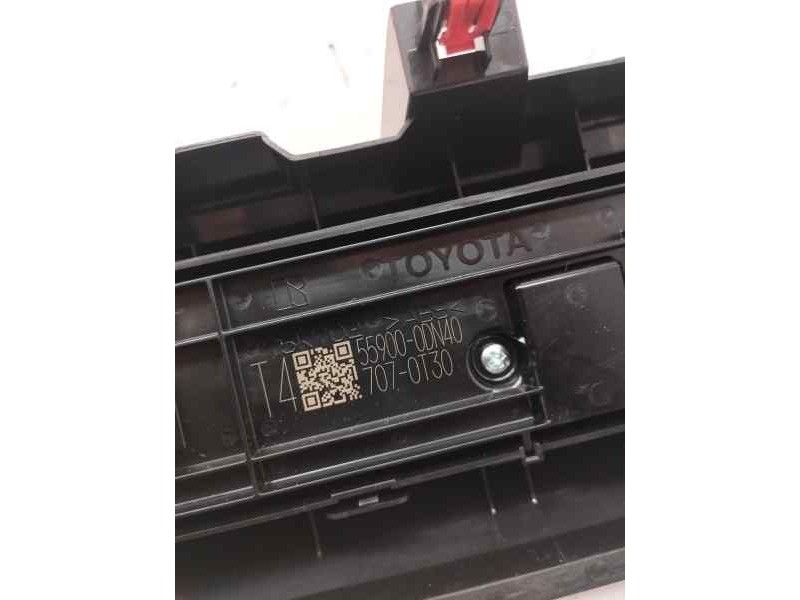 Recambio de mando climatizador para toyota yaris iv 1.5 hybrid 116 cv referencia OEM IAM 559000DN40  