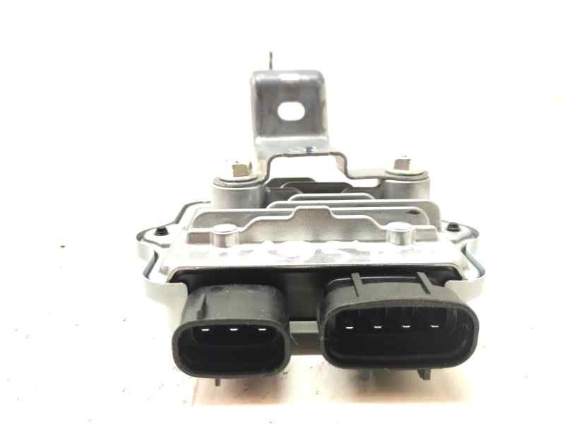 Recambio de modulo electronico para toyota yaris iv 1.5 hybrid 116 cv referencia OEM IAM 8957110010  