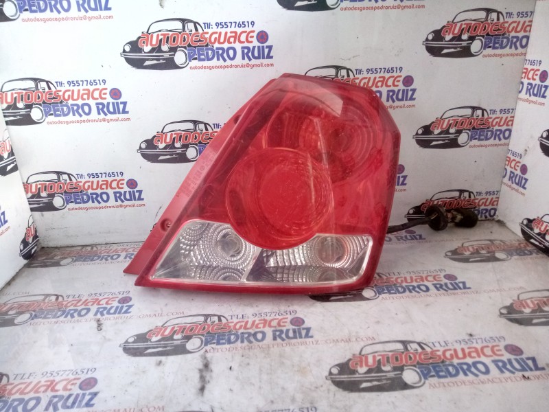 Recambio de piloto trasero derecho para daewoo kalos referencia OEM IAM   