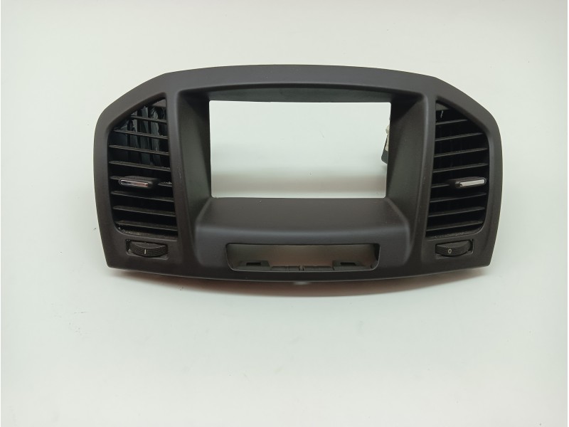 Recambio de rejilla aireadora para opel insignia berlina 2.0 cdti cat referencia OEM IAM 13282236  