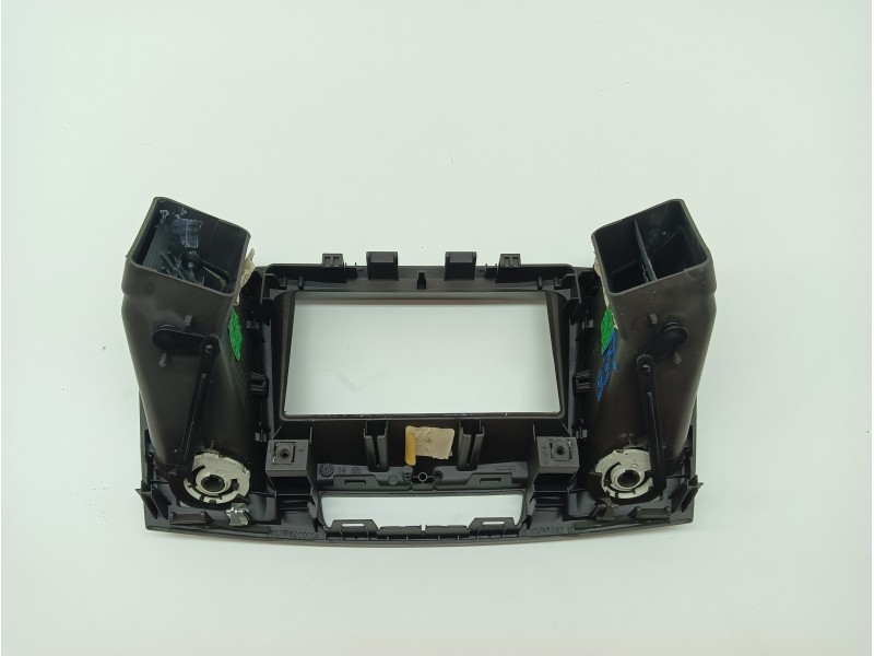 Recambio de rejilla aireadora para opel insignia berlina 2.0 cdti cat referencia OEM IAM 13282236  