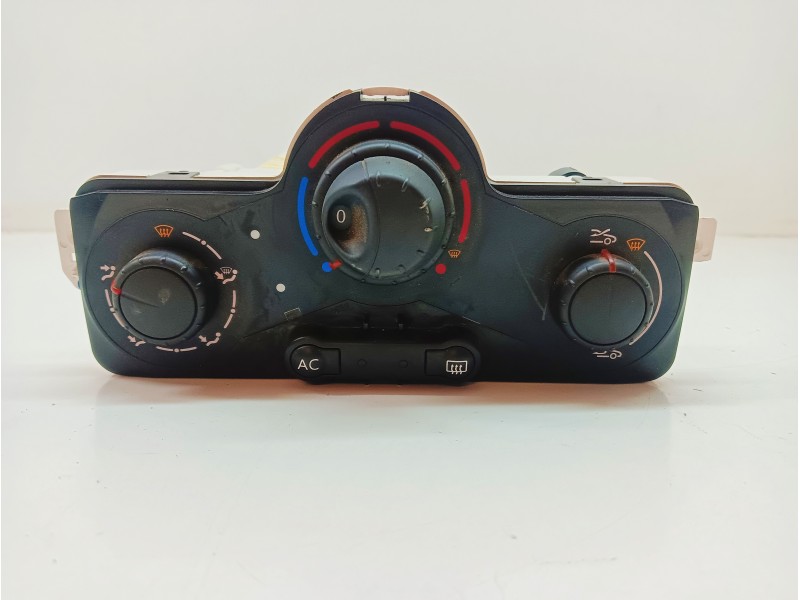 Recambio de mando calefaccion / aire acondicionado para renault clio iii authentique referencia OEM IAM 030967W  