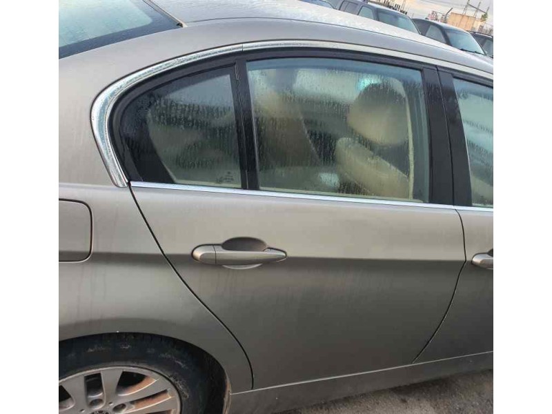 Recambio de puerta trasera derecha para bmw serie 3 berlina (e90) 320d 177 cv referencia OEM IAM   