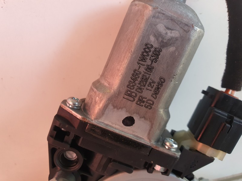 Recambio de elevalunas trasero derecho para kia rio basic referencia OEM IAM 834601W000  