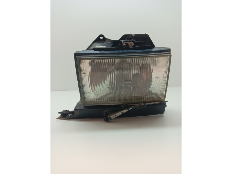 Recambio de faro izquierdo para opel monterey referencia OEM IAM   