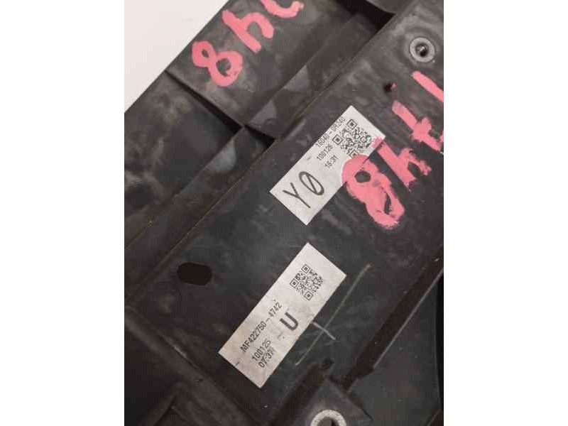 Recambio de electroventilador para toyota auris 2.0 d-4d 126 cv referencia OEM IAM MF4227504742  