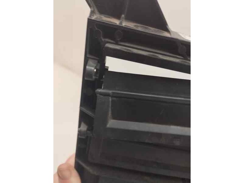 Recambio de electroventilador para jaguar i-pace se referencia OEM IAM J9D38C607AC  