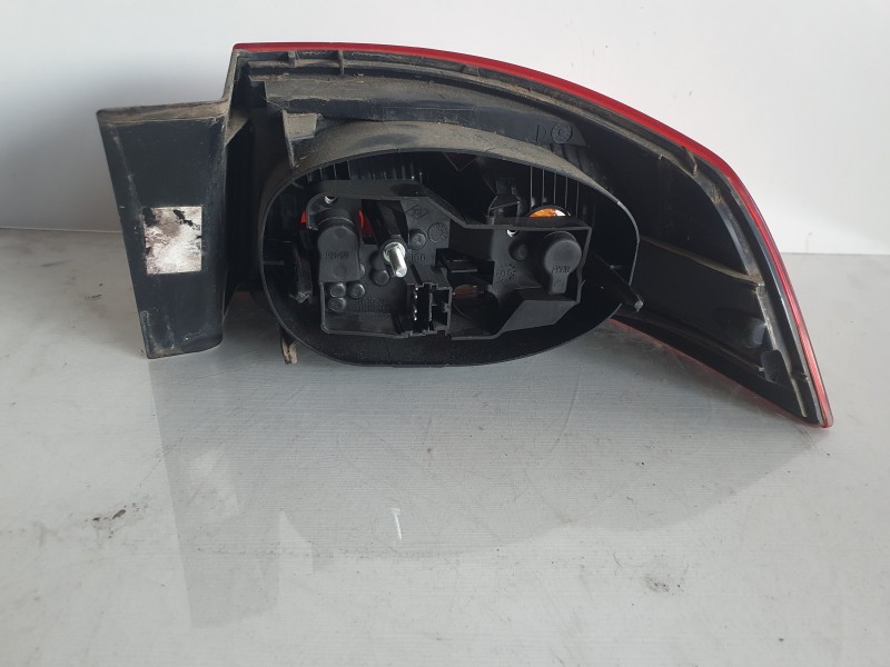 Recambio de piloto trasero izquierdo para renault laguna ii (bg0) referencia OEM IAM   