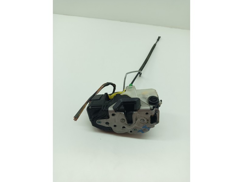 Recambio de cerradura puerta trasera izquierda para opel insignia berlina 2.0 cdti cat referencia OEM IAM   