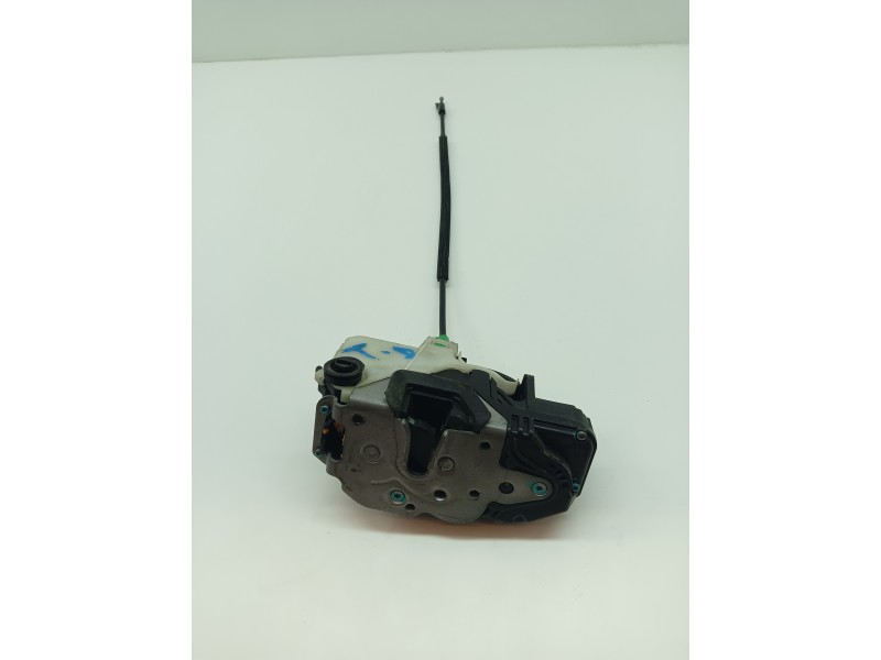 Recambio de cerradura puerta trasera derecha para opel insignia berlina 2.0 cdti cat referencia OEM IAM 13503178  