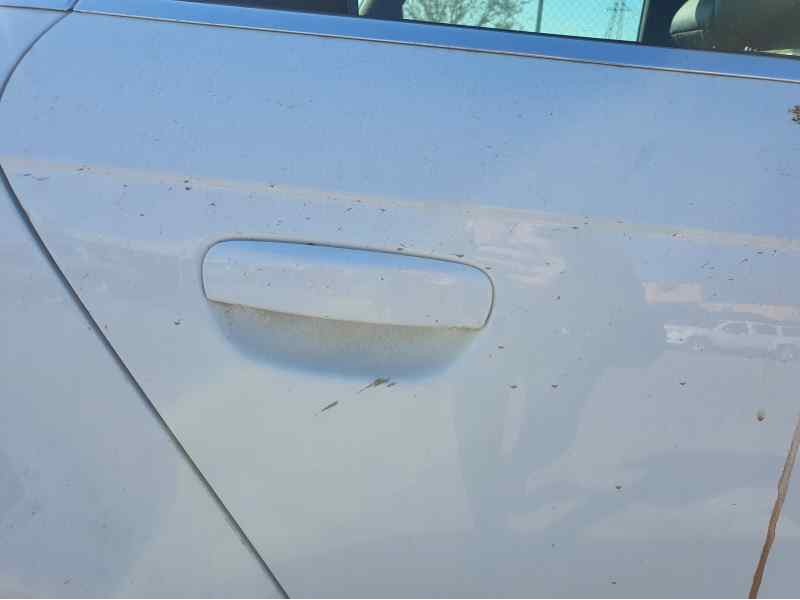 Recambio de puerta trasera derecha para audi a4 berlina (8e) 2.0 tdi 16v 170 cv referencia OEM IAM   