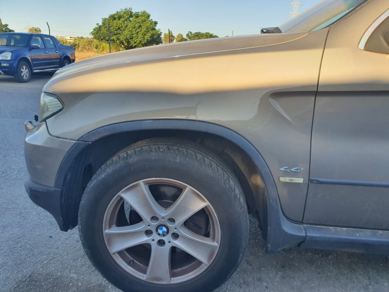 Recambio de aleta delantera izquierda para bmw x5 (e53) 4.4 v8 32v cat referencia OEM IAM   