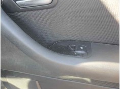 Recambio de guarnecido puerta trasera derecha para audi a4 berlina (8e) 2.0 tdi 16v 170 cv referencia OEM IAM    2