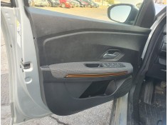 Recambio de guarnecido puerta delantera izquierda para dacia sandero iii 1.0 tce referencia OEM IAM   