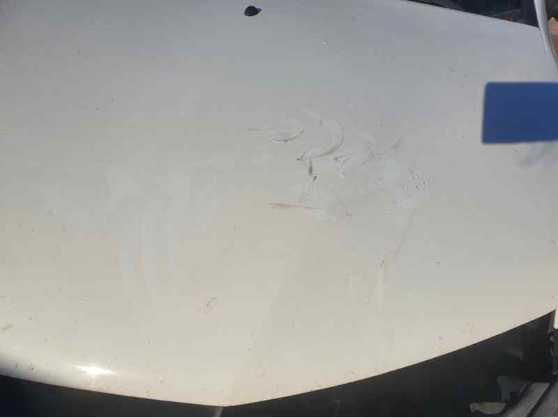 Recambio de capot para dacia sandero 1.2 16v 73 cv referencia OEM IAM   