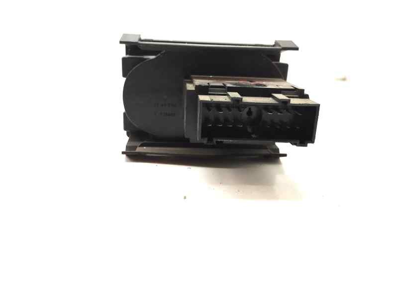 Recambio de mando luces para ford focus ii latvala 1.8 tdci 115 cv referencia OEM IAM 7M5T13A024LA  