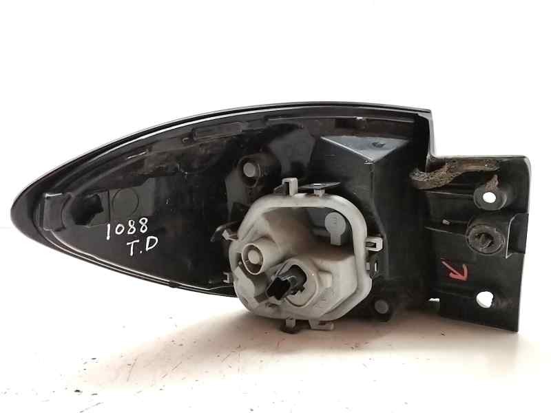 Recambio de piloto trasero derecho para renault captur 1.5 dci diesel fap energy referencia OEM IAM 265502731R  