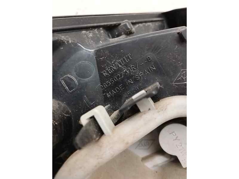 Recambio de piloto trasero derecho para renault captur 1.5 dci diesel fap energy referencia OEM IAM 265502731R  