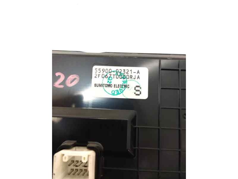 Recambio de mando climatizador para toyota auris 1.4 d-4d 90 cv referencia OEM IAM 5590002321A  