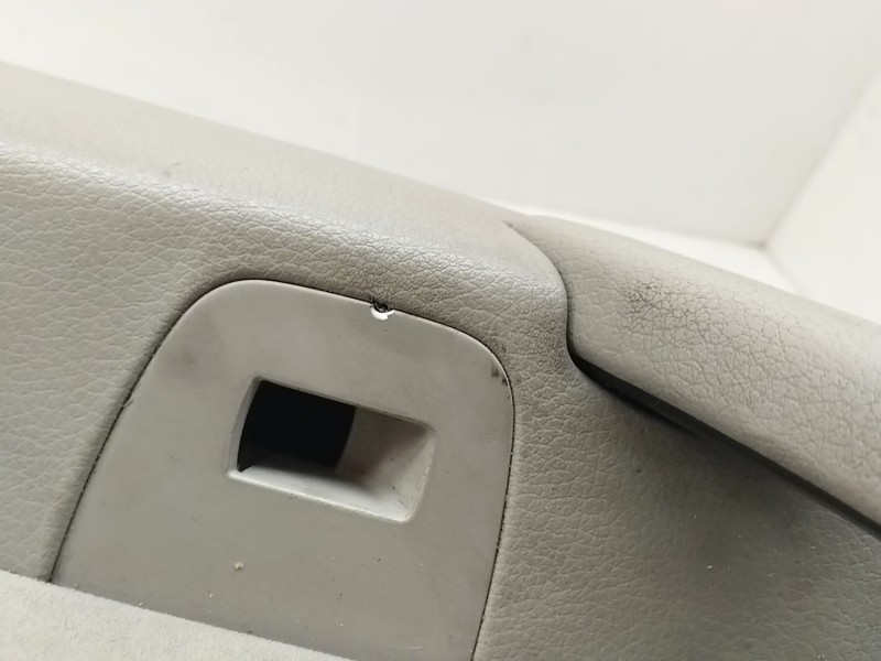 Recambio de guarnecido puerta delantera derecha para audi q7 (4l) 3.0 tdi (176kw) referencia OEM IAM   