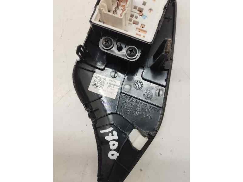Recambio de mando retrovisor para kia cee´d 1.6 crdi 136 cv referencia OEM IAM 84790A2100  
