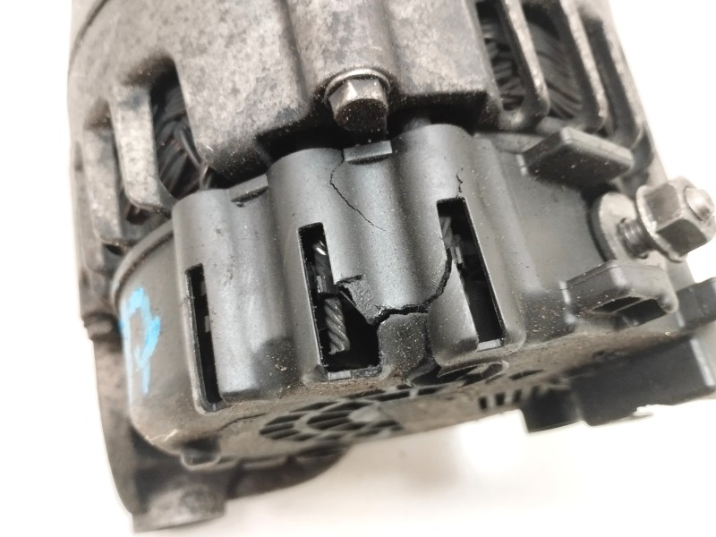 Recambio de alternador para bmw serie 1 berlina (e81/e87) 2.0 turbodiesel cat referencia OEM IAM 7802261AI03  
							