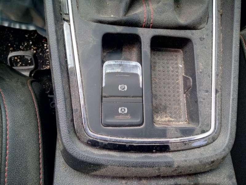 Recambio de palanca freno de mano para seat leon (5f1) fr plus referencia OEM IAM   
							