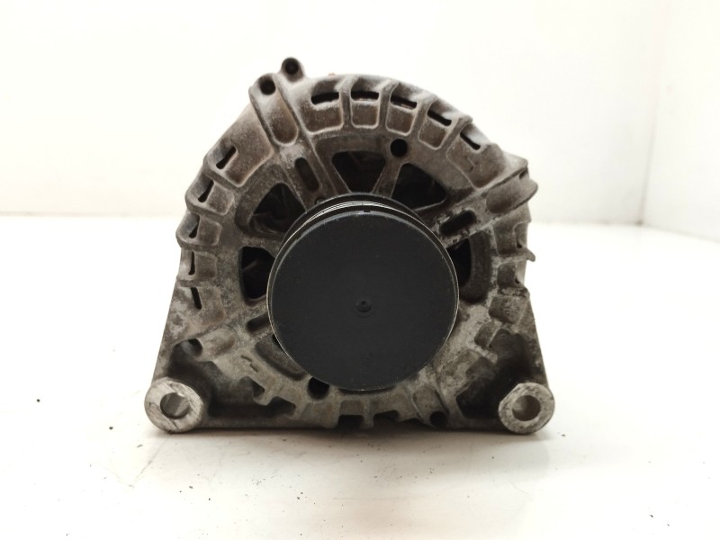 Recambio de alternador para citroën c4 picasso rip curl referencia OEM IAM A610711A  