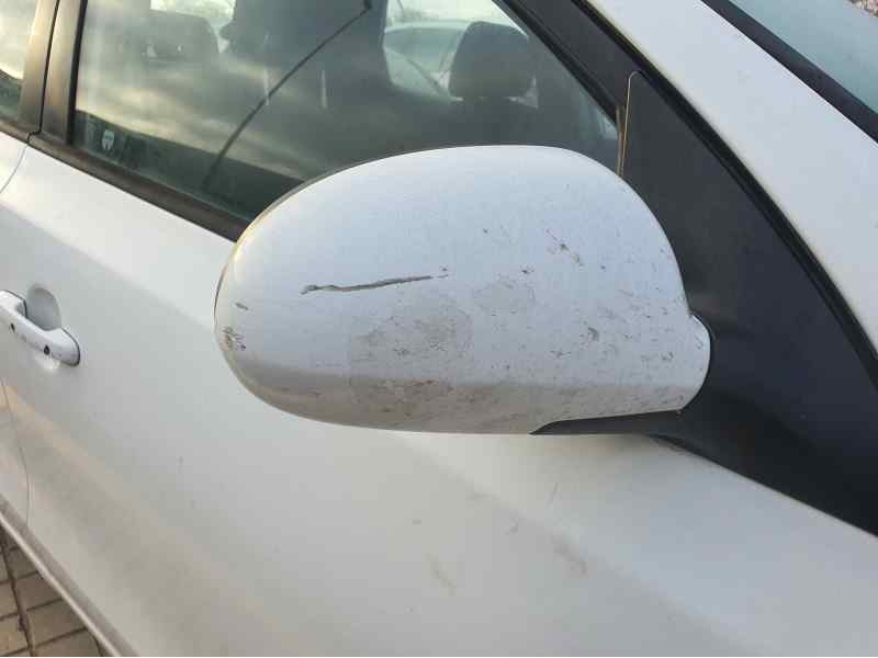 Recambio de retrovisor derecho para hyundai i30 1.6 crdi 90 cv referencia OEM IAM   