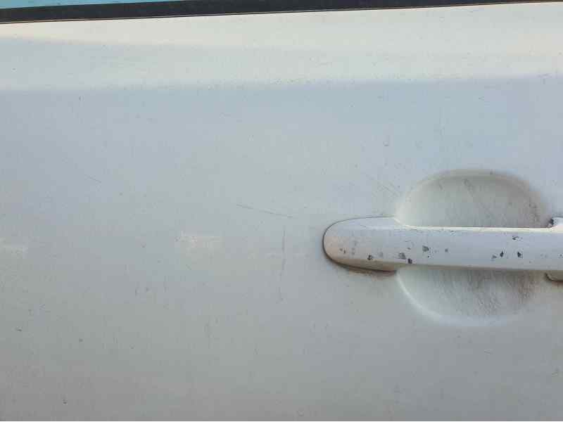 Recambio de puerta delantera izquierda para hyundai i30 1.6 crdi 90 cv referencia OEM IAM   