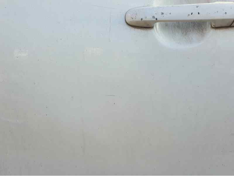 Recambio de puerta delantera izquierda para hyundai i30 1.6 crdi 90 cv referencia OEM IAM   