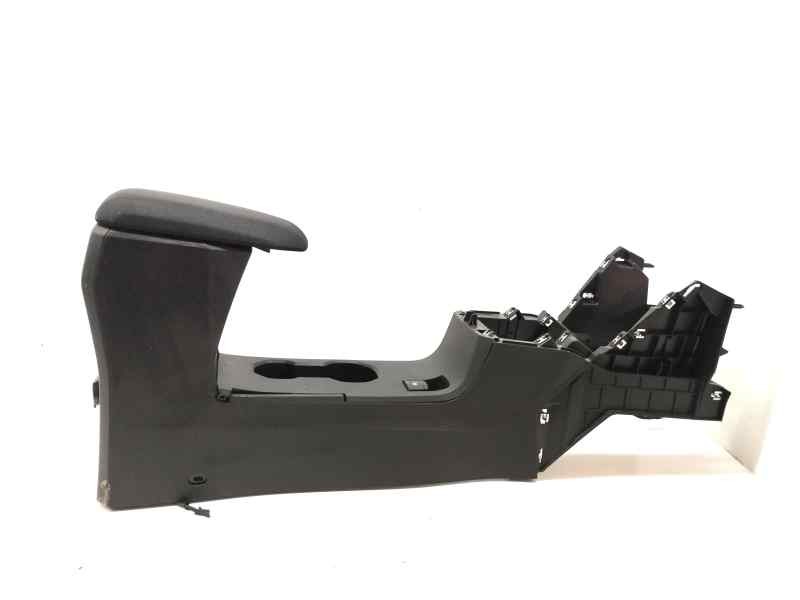 Recambio de apoyabrazos central para dacia sandero sl 2019 referencia OEM IAM   