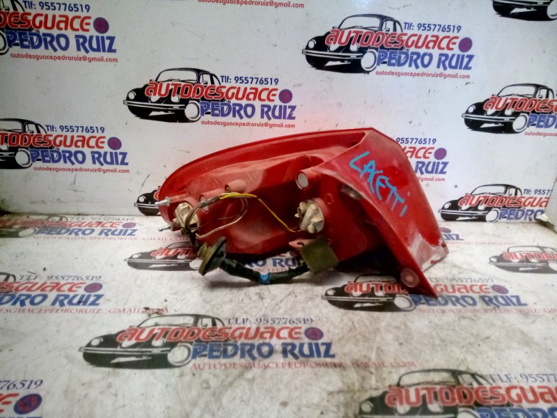 Recambio de piloto trasero derecho para chevrolet lacetti 1.6 cat referencia OEM IAM   